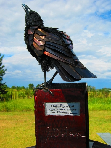Image of "The Raven" sculpture by Jim Dolan